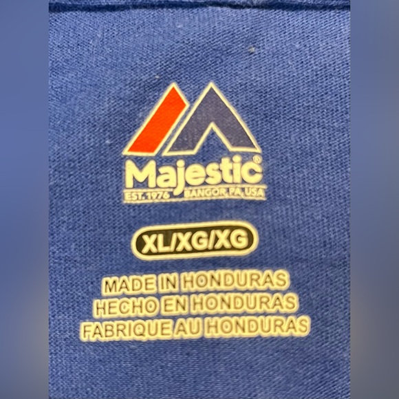 Women’s Majestic Toronto Blue Jays. - Picture 3 of 3